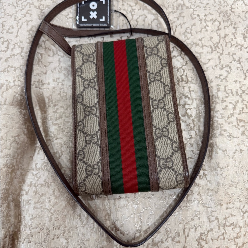 Gucci Beige GG Supreme Canvas Crossbody with Green and Red Web Stripe - Picture 2 of 5